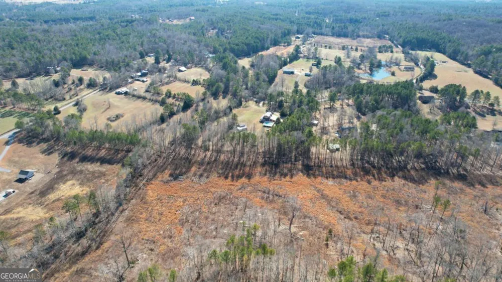 0001 Bozeman RD NW White, GA 30184