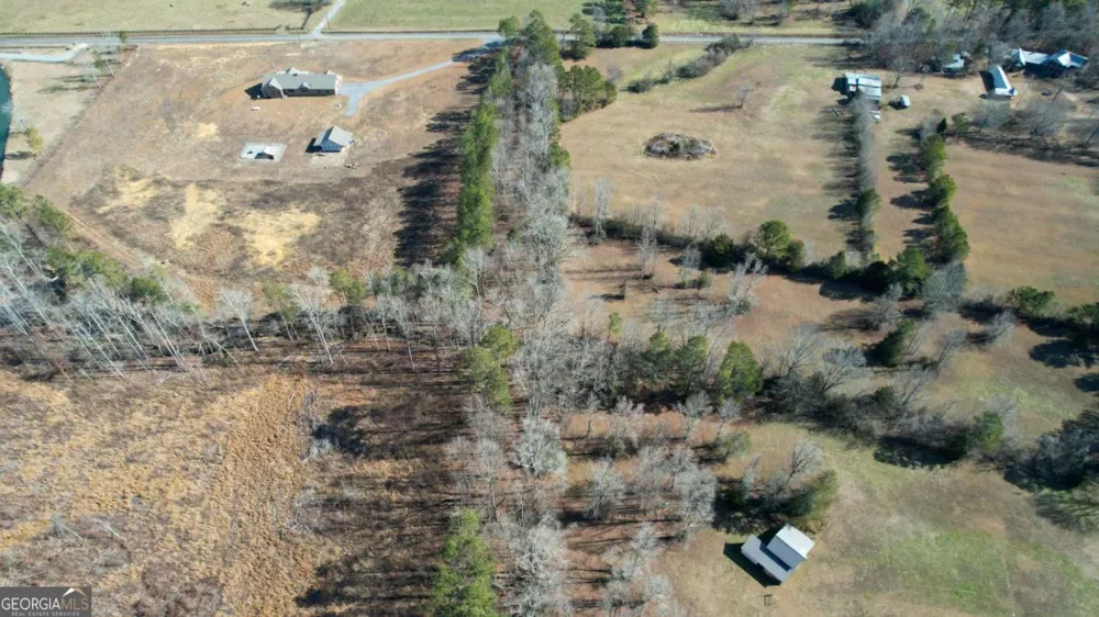 0001 Bozeman RD NW White, GA 30184