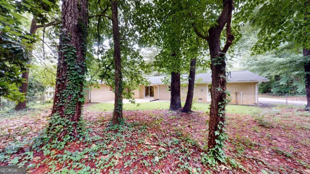 4765 Luray DR Dunwoody, GA 30338