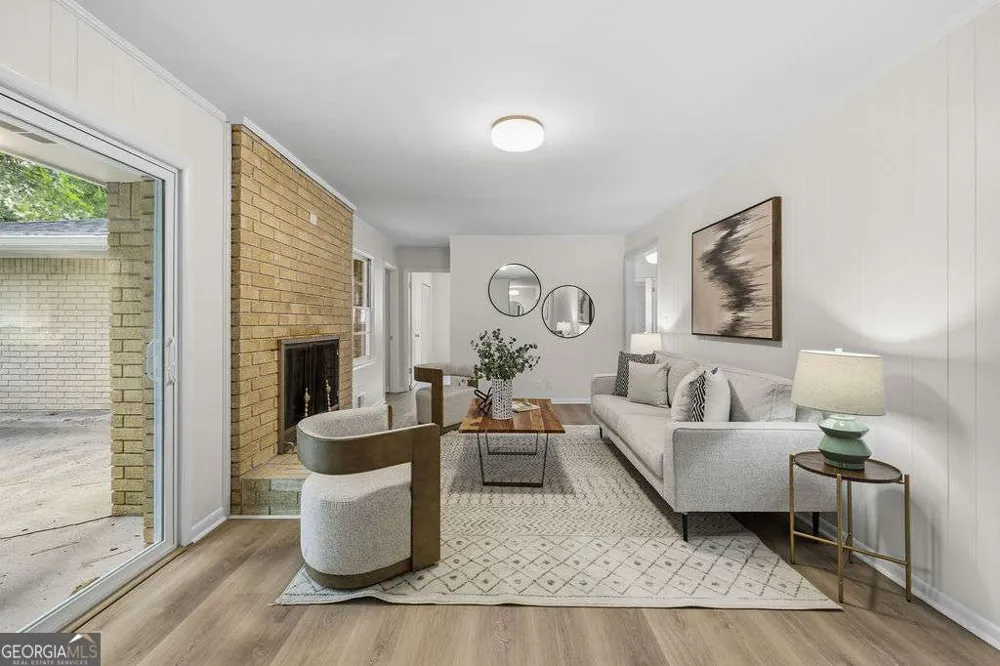 4765 Luray DR Dunwoody, GA 30338