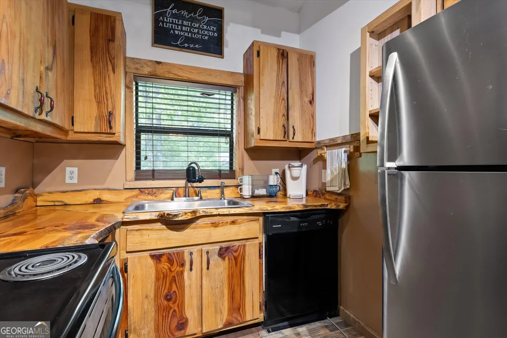 65 Rocky Top TRL Trenton, GA 30752