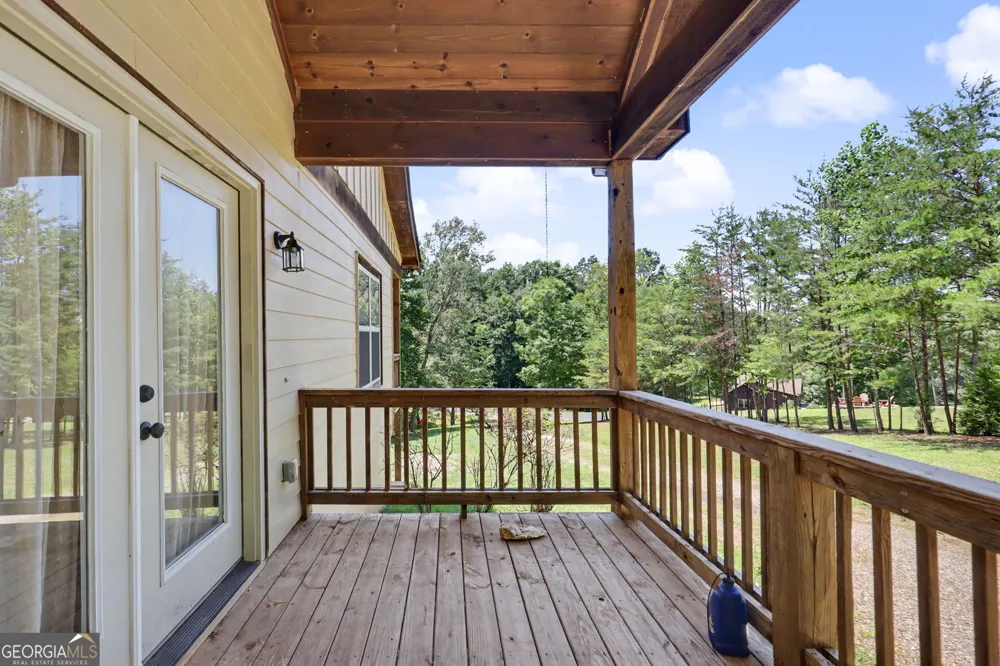 2057 Gallatin RD Young Harris, GA 30582