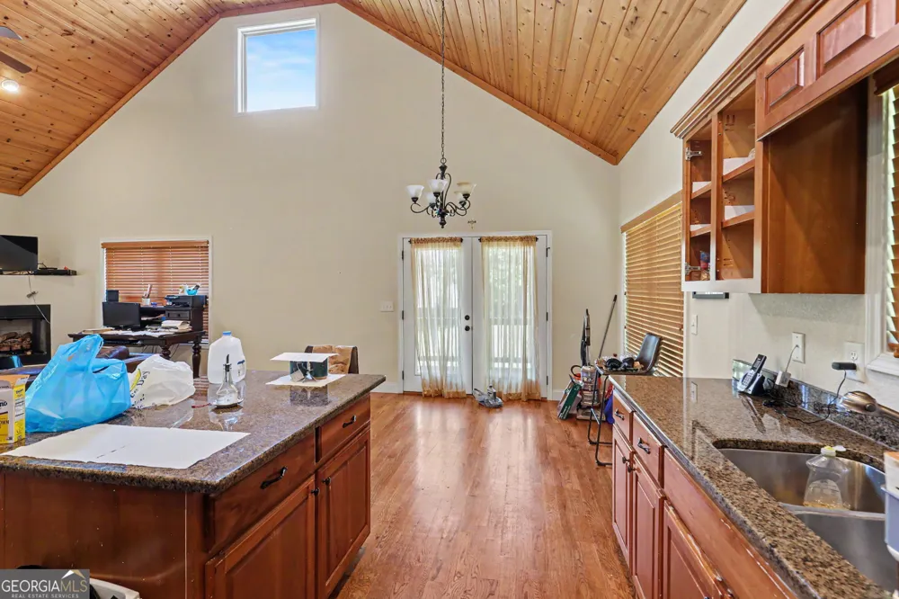 2057 Gallatin RD Young Harris, GA 30582