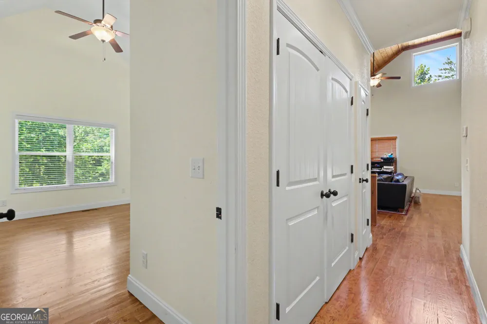 2057 Gallatin RD Young Harris, GA 30582