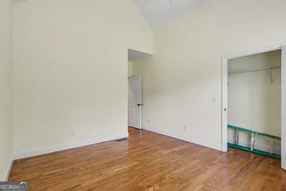 2057 Gallatin RD Young Harris, GA 30582