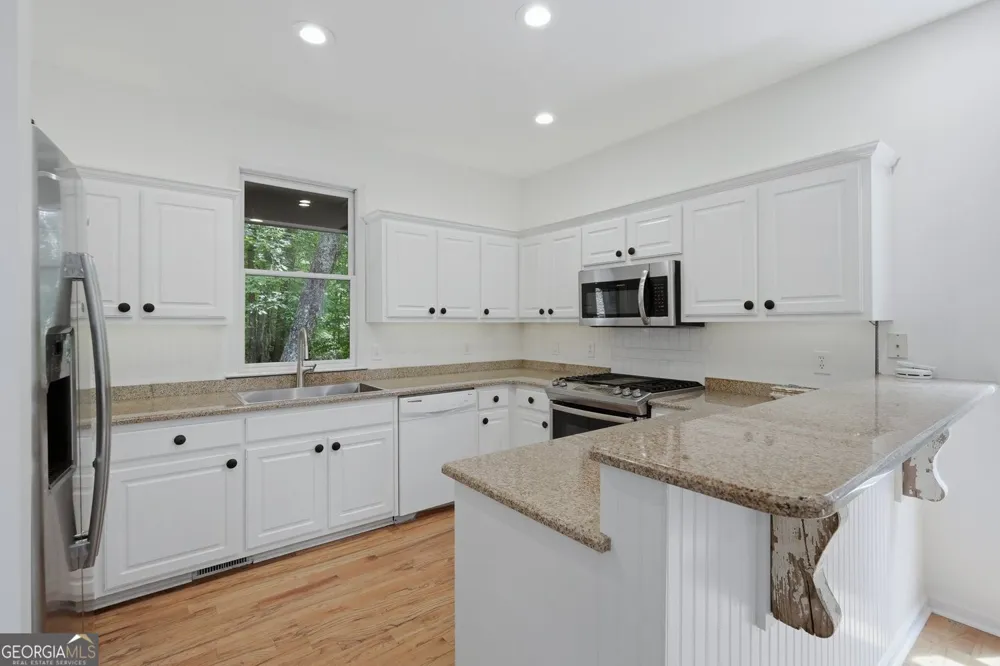222 Bellflower DR Jasper, GA 30143