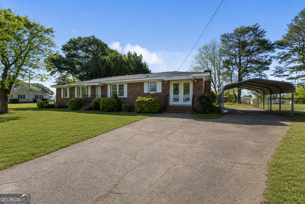 55 Maurice Way Lavonia, GA 30553