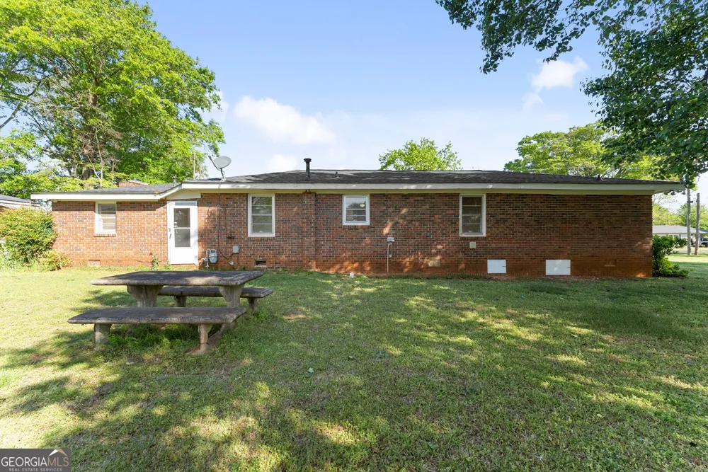 55 Maurice Way Lavonia, GA 30553