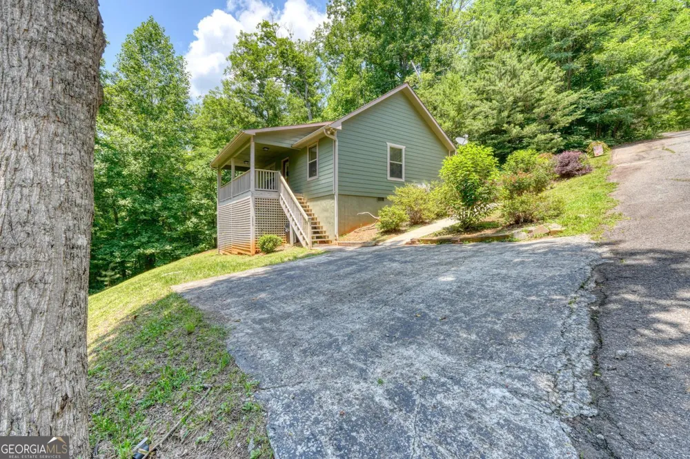 2270 Valley View DR Hiawassee, GA 30546