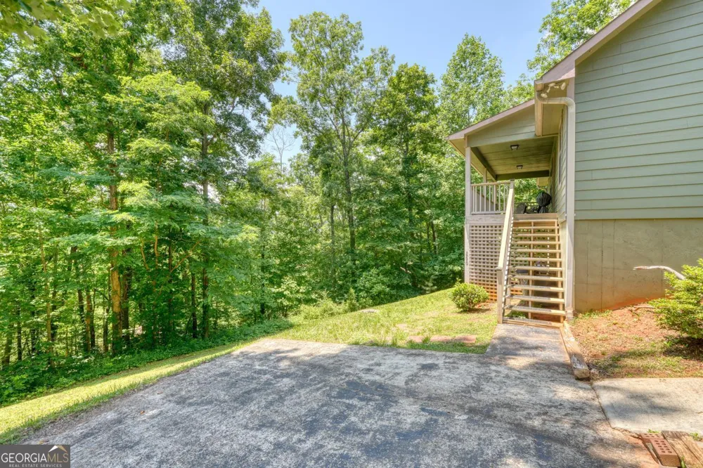 2270 Valley View DR Hiawassee, GA 30546