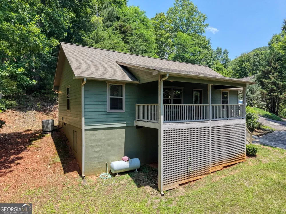 2270 Valley View DR Hiawassee, GA 30546