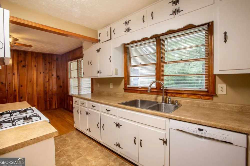 133 Nelson ST Monroe, GA 30655