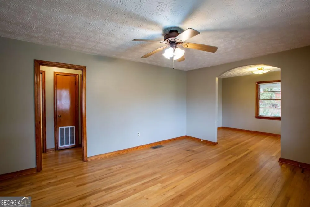 133 Nelson ST Monroe, GA 30655