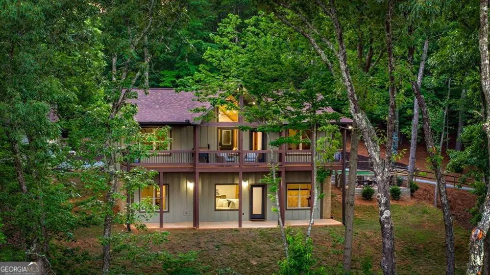 241 Wolf Creek Mountain RD Mineral Bluff, GA 30559