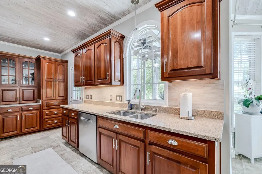 152 Cambridge DR Rincon, GA 31326