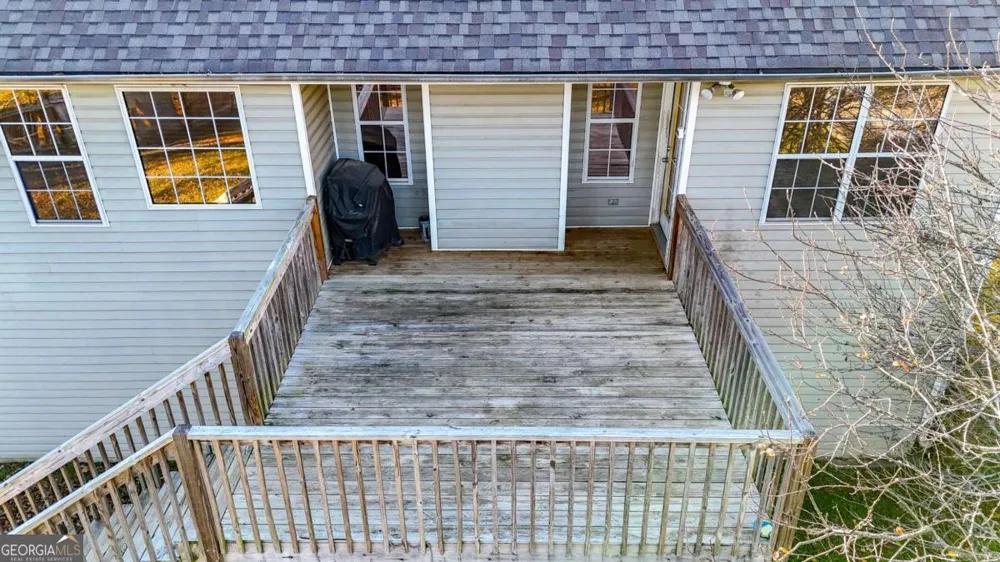 101 Twin Oaks DR Calhoun, GA 30701