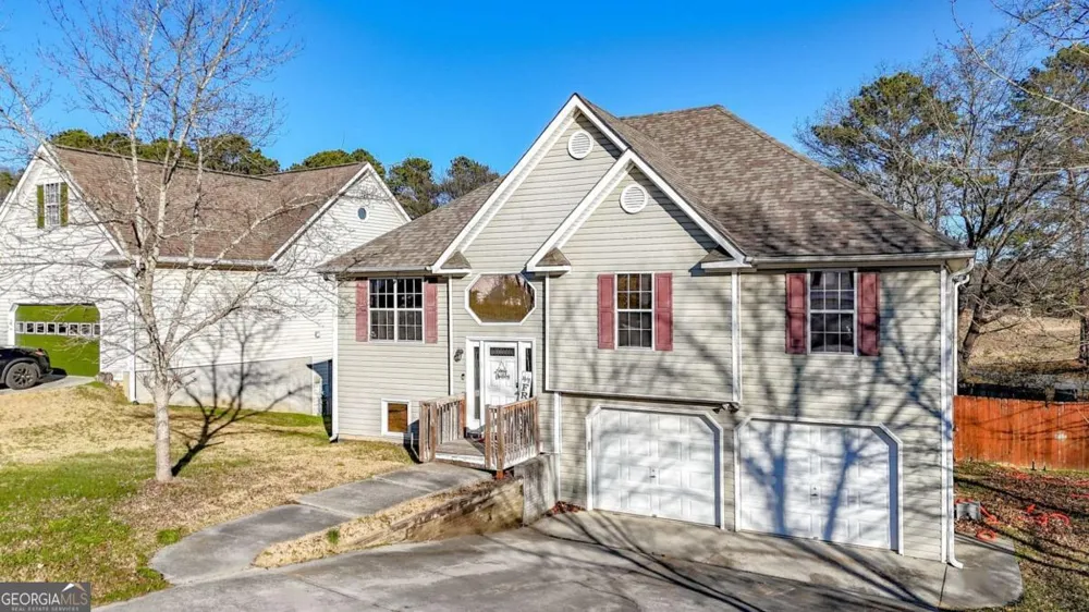 101 Twin Oaks DR Calhoun, GA 30701
