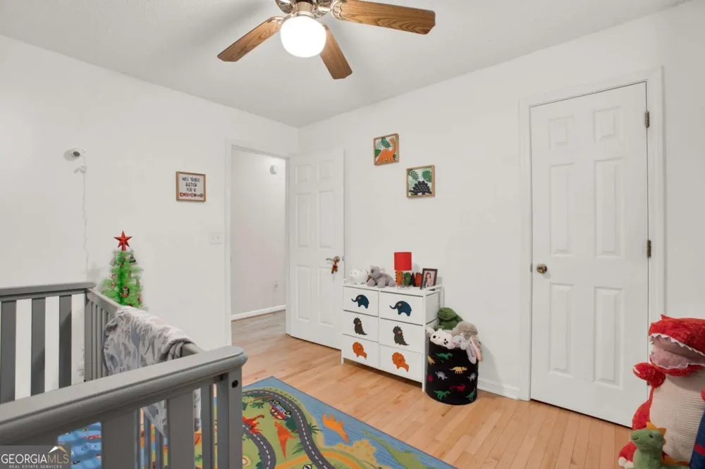 101 Twin Oaks DR Calhoun, GA 30701