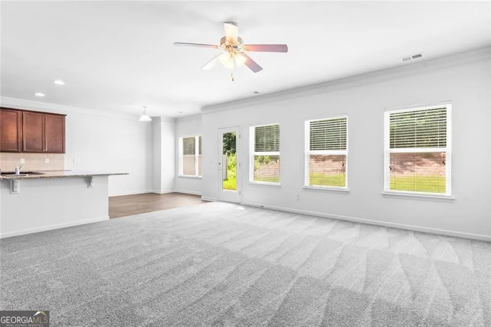 1061 Blind Brook CIR Hoschton, GA 30548