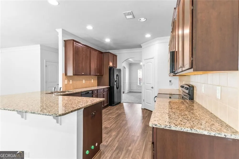1061 Blind Brook CIR Hoschton, GA 30548