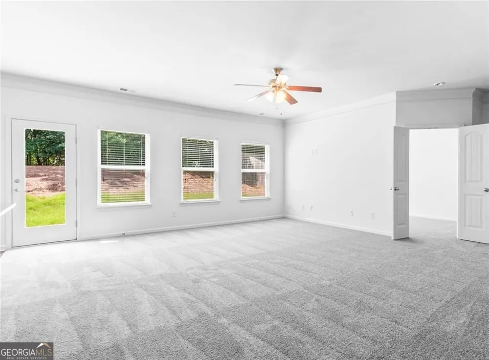 1061 Blind Brook CIR Hoschton, GA 30548