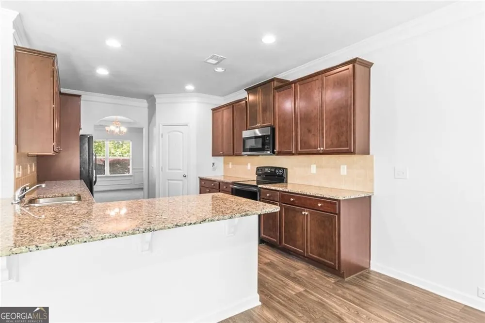 1061 Blind Brook CIR Hoschton, GA 30548