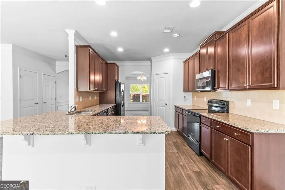 1061 Blind Brook CIR Hoschton, GA 30548