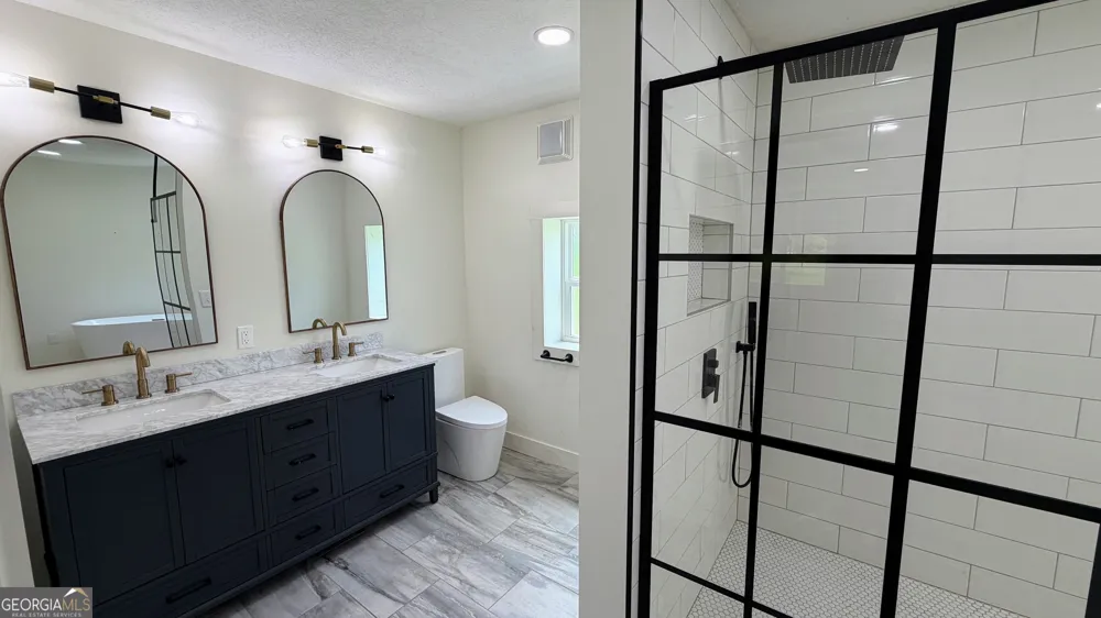 4160 McLain Street North Hokes Bluff, AL 35903