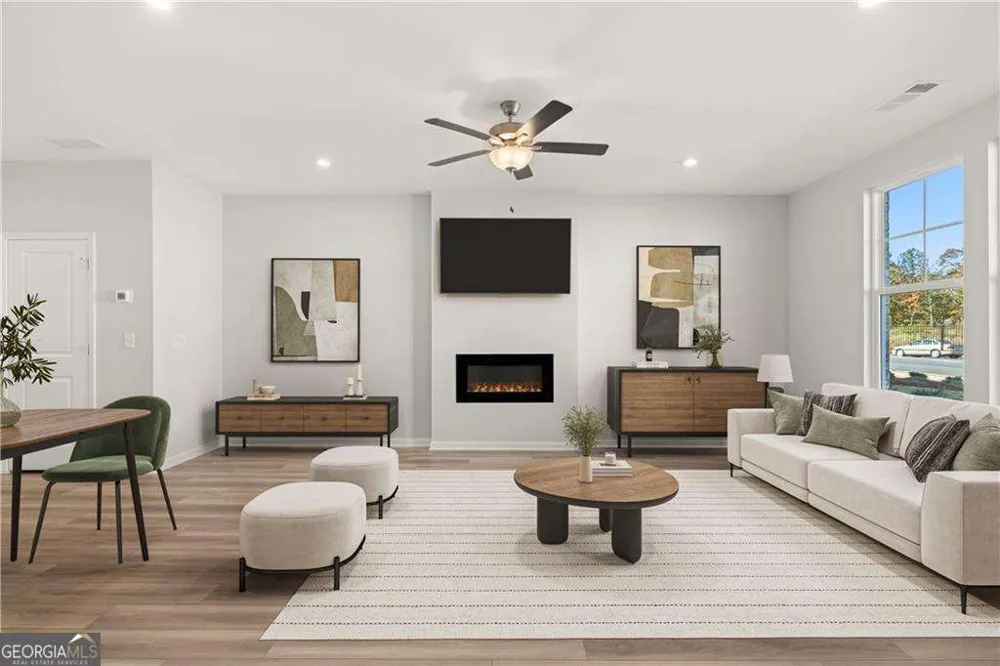 121 Park Ridge CIR Emerson, GA 30137