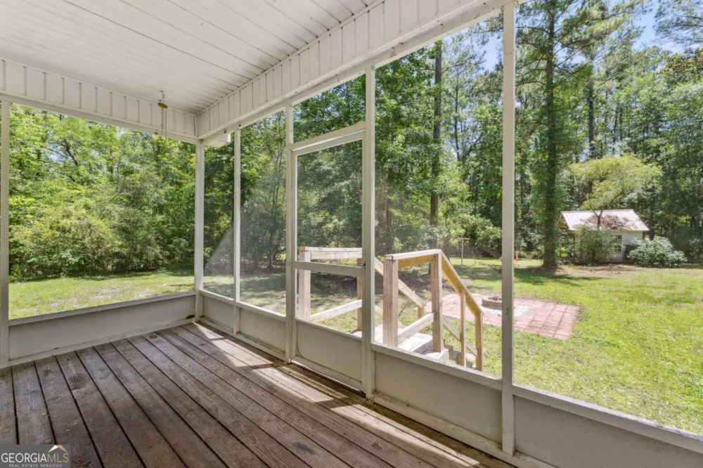 389 Magnolia DR Waverly, GA 31565