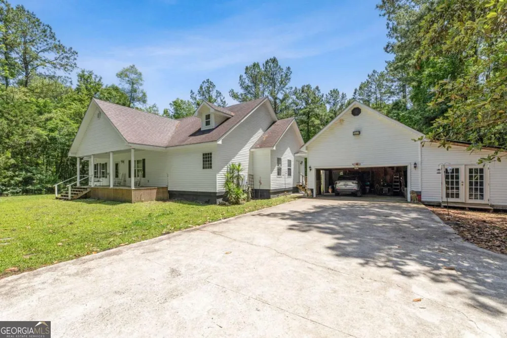 389 Magnolia DR Waverly, GA 31565