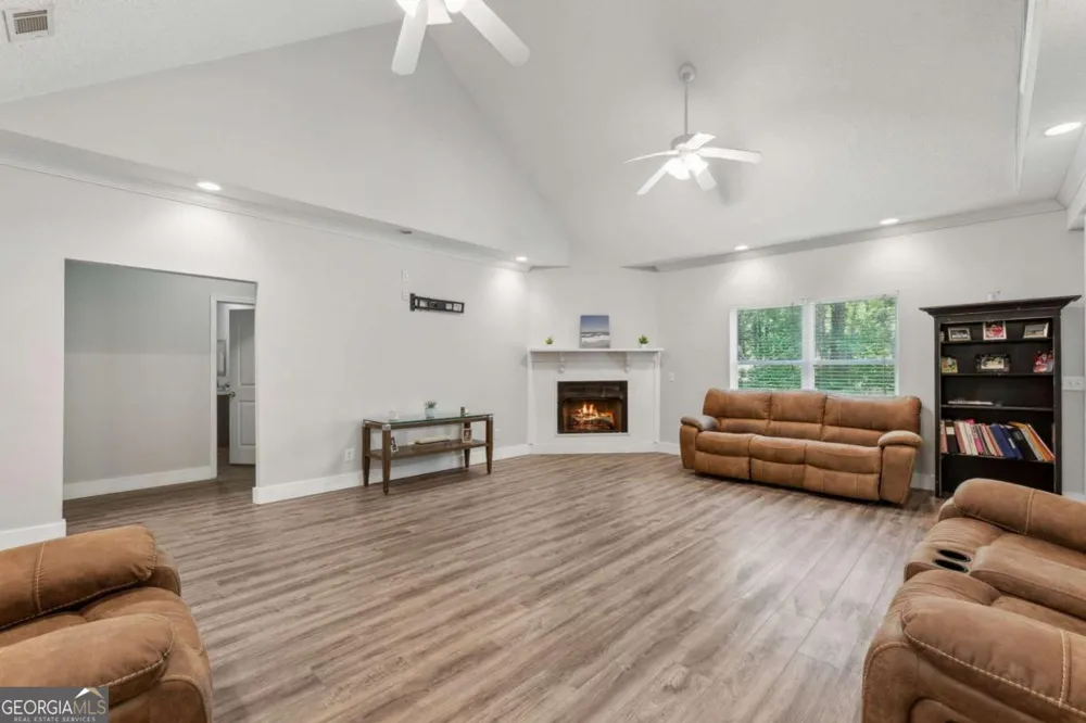 389 Magnolia DR Waverly, GA 31565