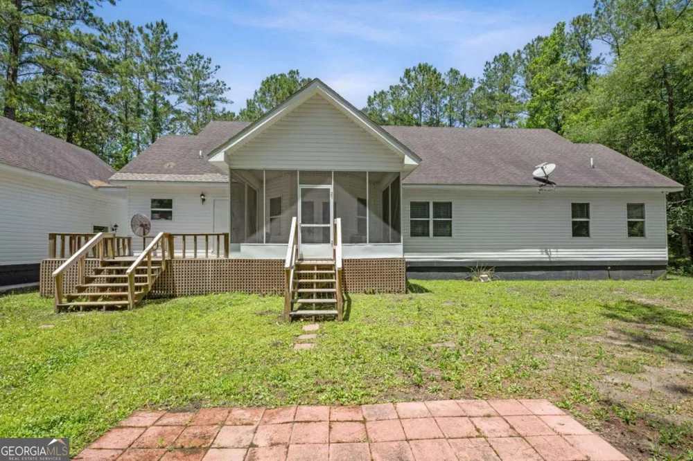 389 Magnolia DR Waverly, GA 31565