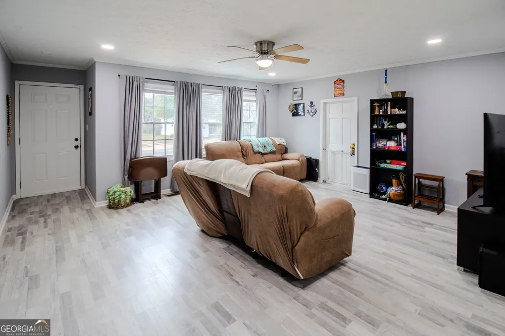 579 Lynmore AVE Macon, GA 31206