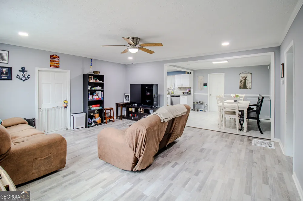 579 Lynmore AVE Macon, GA 31206