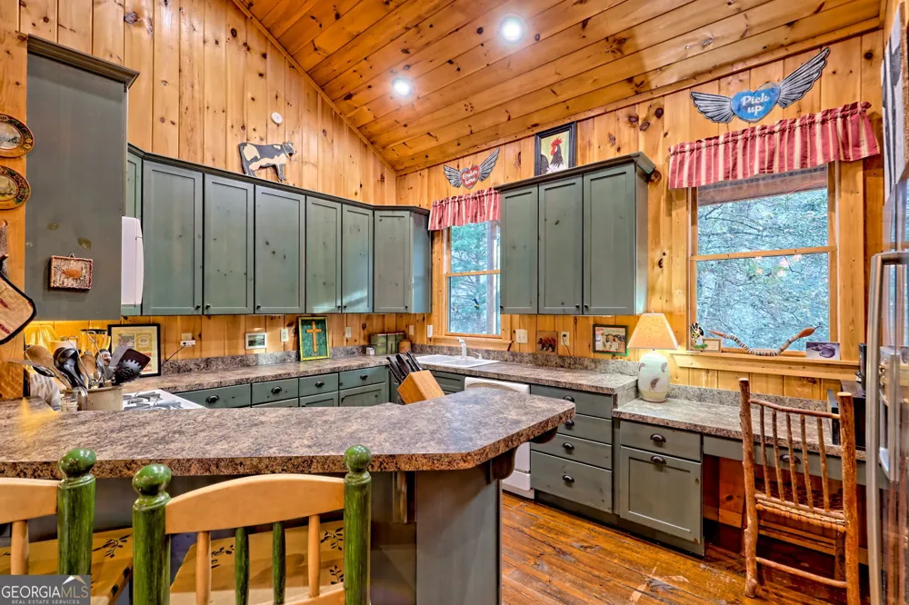 341 Brookwood LN Clarkesville, GA 30523