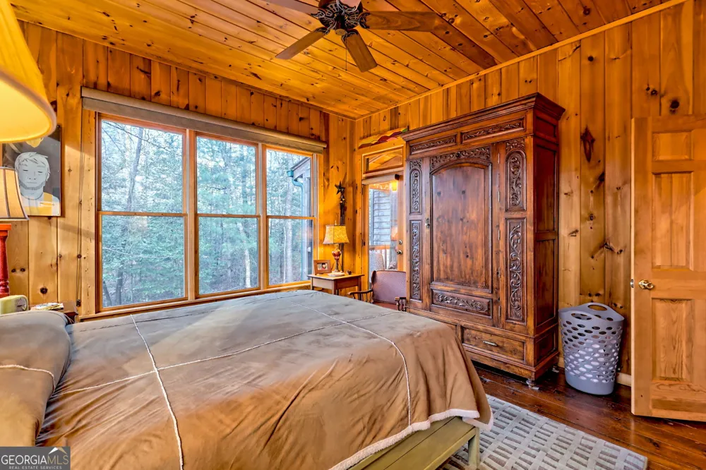 341 Brookwood LN Clarkesville, GA 30523