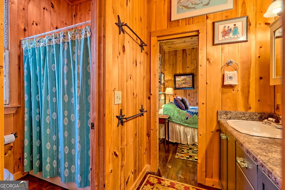 341 Brookwood LN Clarkesville, GA 30523