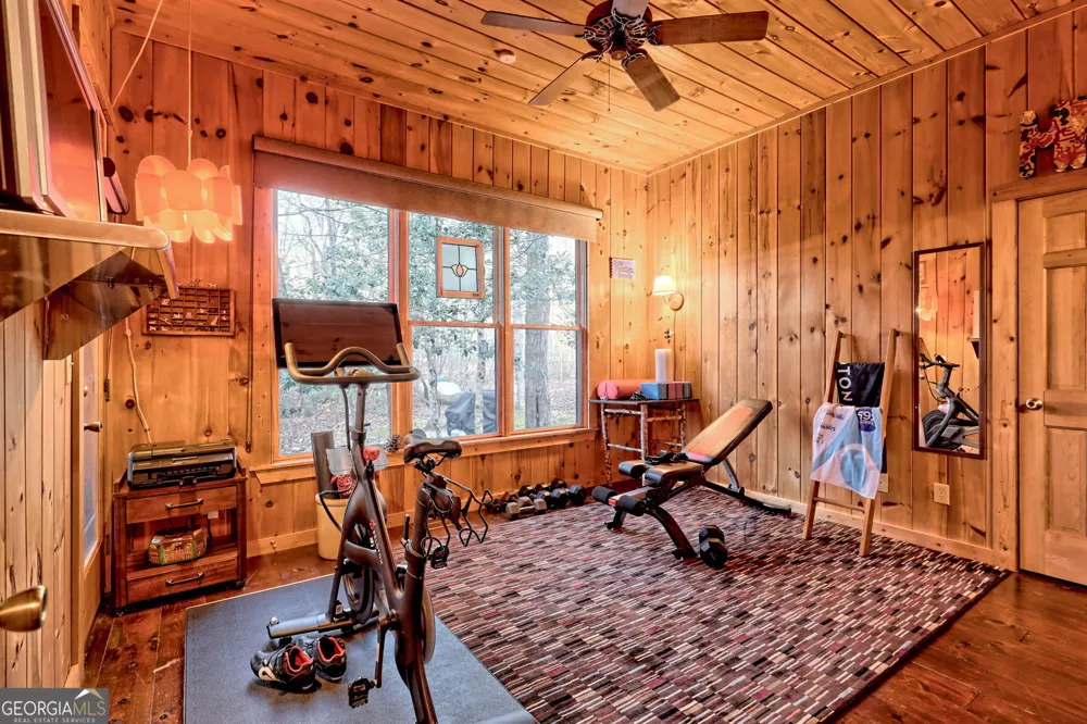341 Brookwood LN Clarkesville, GA 30523