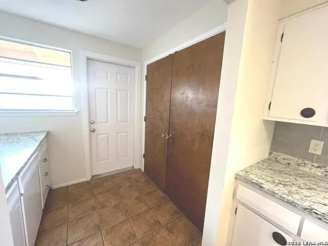 425 Driftwind Windcrest, TX 78239