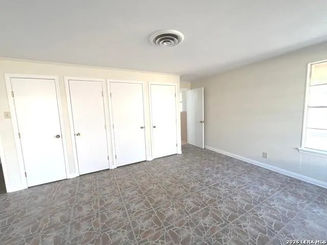 425 Driftwind Windcrest, TX 78239