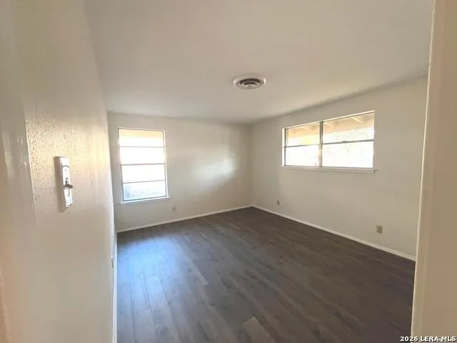 425 Driftwind Windcrest, TX 78239