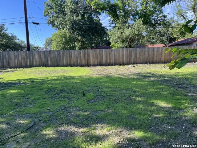 425 Driftwind Windcrest, TX 78239
