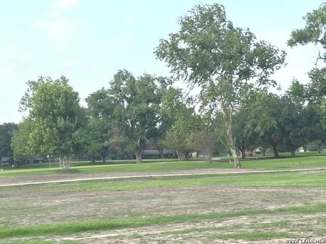 425 Driftwind Windcrest, TX 78239