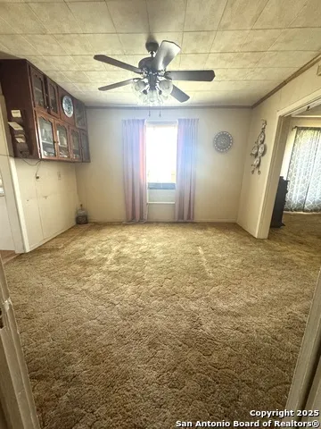000 Fannin St Uvalde, TX 78801
