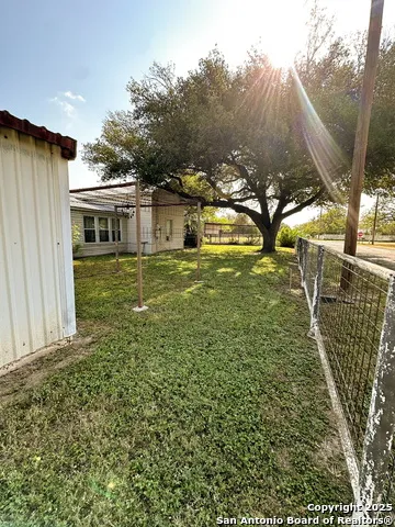 000 Fannin St Uvalde, TX 78801