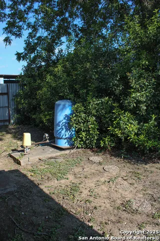 000 Fannin St Uvalde, TX 78801