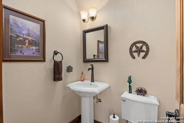 488 Phillip Pipe Creek, TX 78063