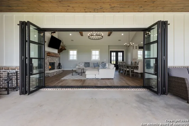 32139 Giboney Hempstead, TX 77445