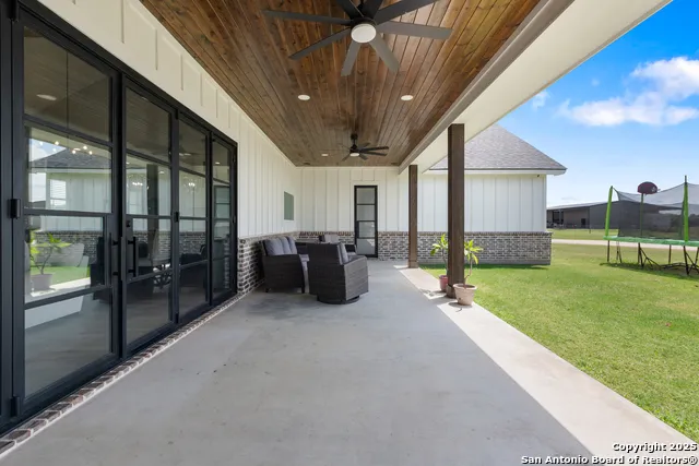 32139 Giboney Hempstead, TX 77445